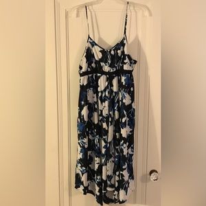 Simply Vera Dress Below Knees Size M